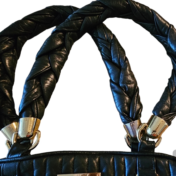 CC Skye Quilted Black Leather Braided Handles Shoulder bag - Picture 4 of 13